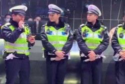 网友爆料重庆交警视频大全,重庆交警风采视频大全，执法瞬间展现正义与担当